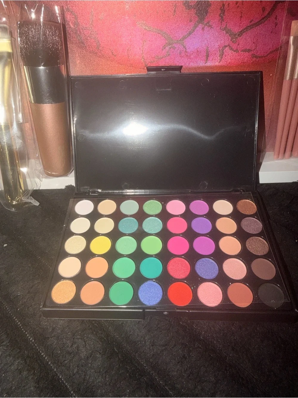 Popfeel 10 PC Set Multi-Color Eyeshadow & Brush Set & More